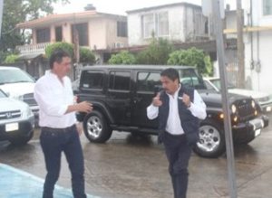 alcalde-andres-zorrilla-apoya-a-damnificados-por-intensa-lluvia-en-madero-3