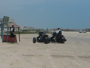 La Gendarmería patrulla mayormente en la playa