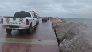 mujer-se-pierde-en-las-aguas-del-rio-panuco-cerca-del-malecon-de-playa-miramar